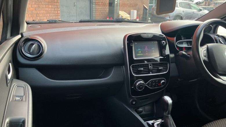 Renault Clio 1.5 dCi 90 Dynamique S Nav 5dr Auto Diesel Hatchback